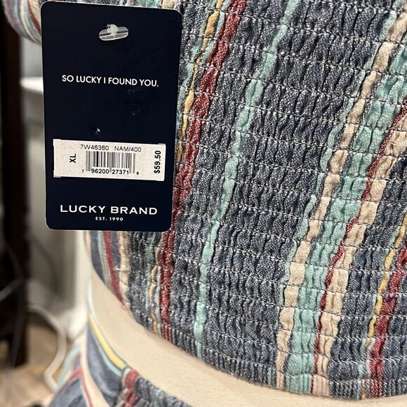 Lucky Brand Woman Adjustable Spaghetti Sleeve top - Picture 10 of 11